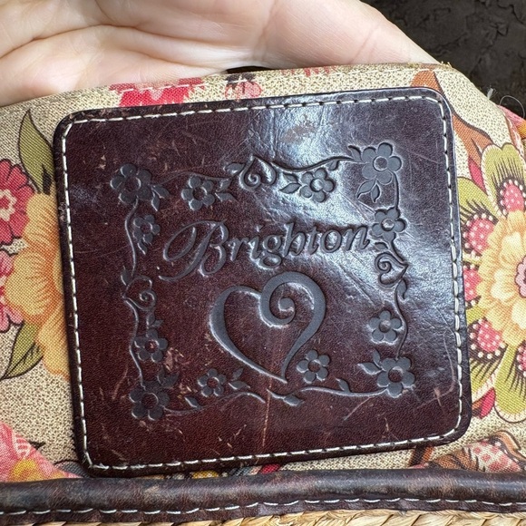 Brighton Sadie Straw Raffia Leather Shoulder Bag
Woven Tan Brown Heart Floral. - Picture 5 of 7